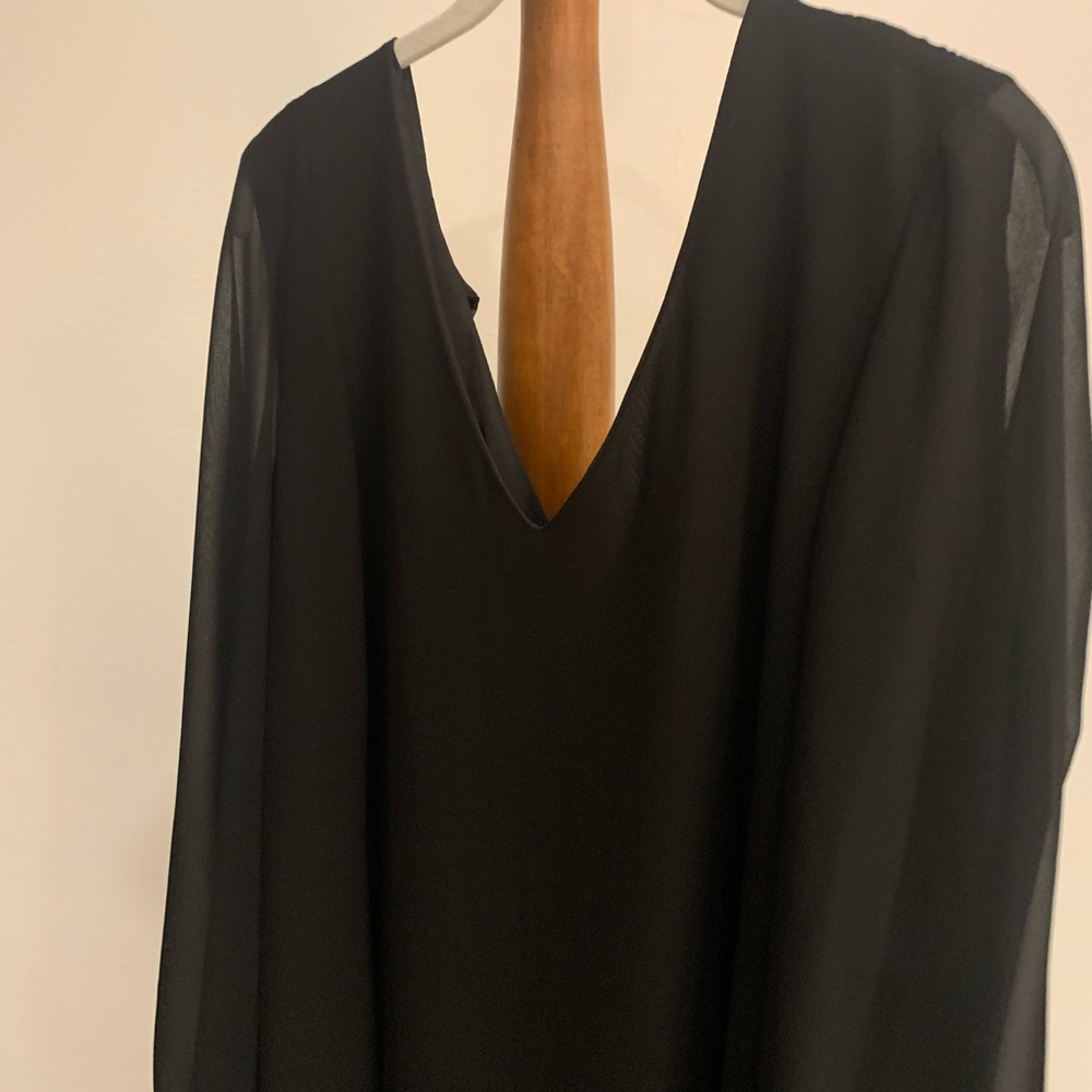 Elegant Black V-Neck Blouse
